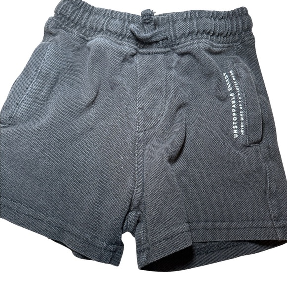 Zara Toddler Boy Black Straight Text Plush Shorts Size 2-3 Years - Picture 3 of 8